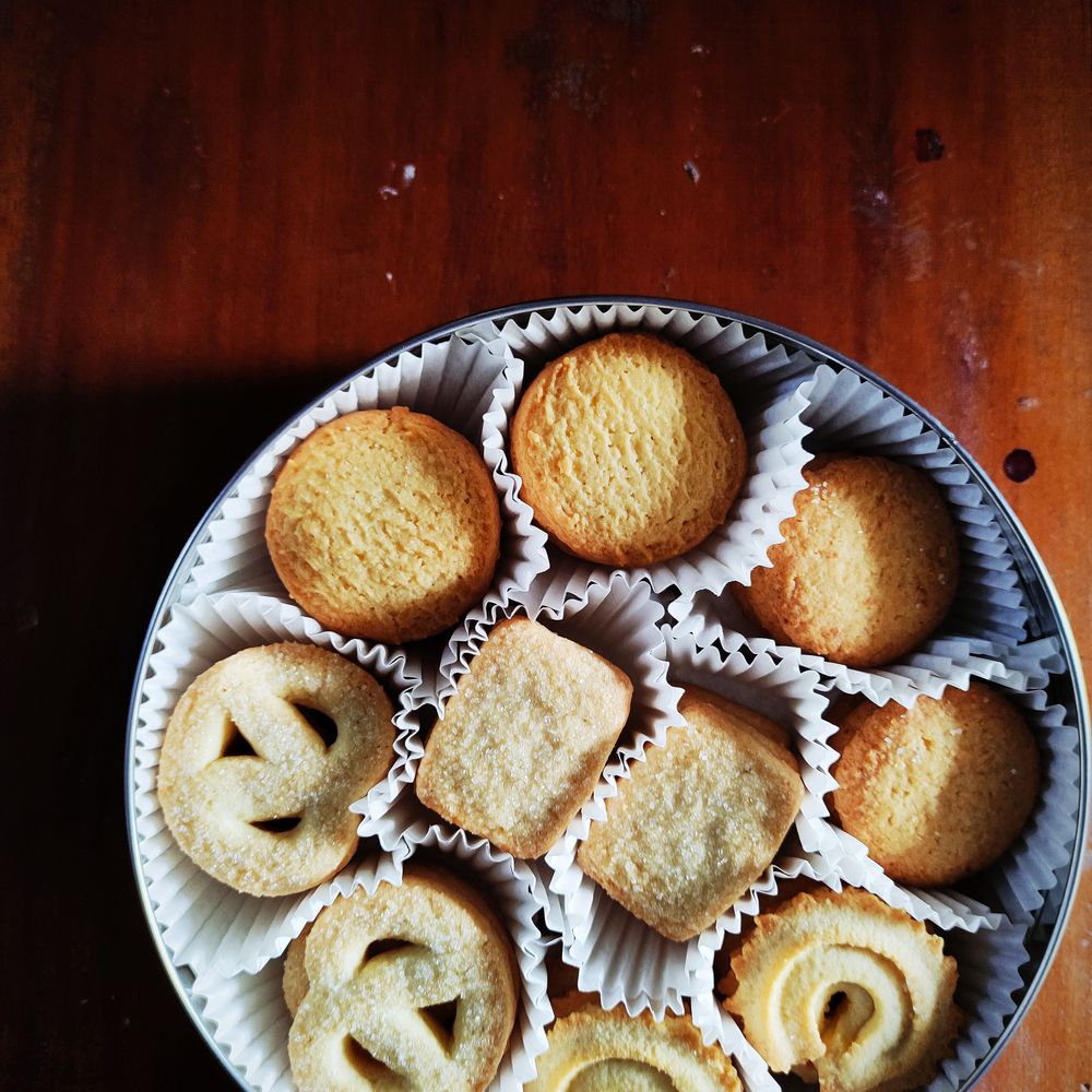 Butter Cookies Tin 400g – image 2