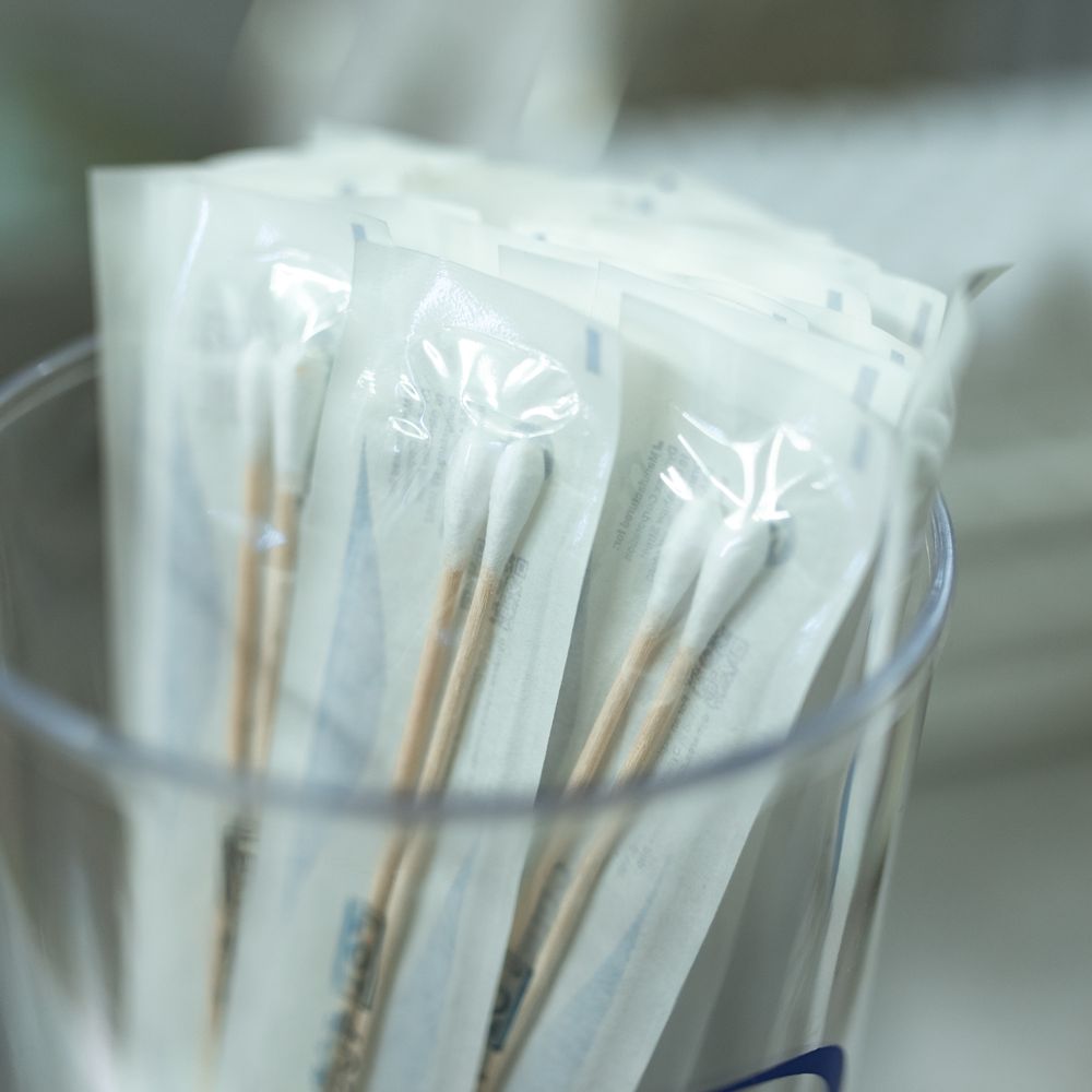 Alcohol Prep Pads (100s) – image 2