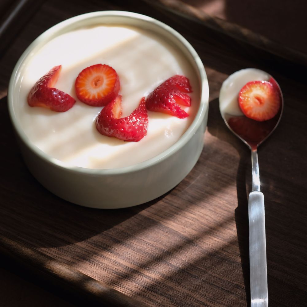 Strawberry Yogurt Cups (4 pcs) – image 4