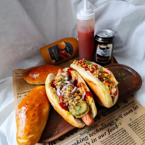 Hot Dog Rolls (6 pcs)