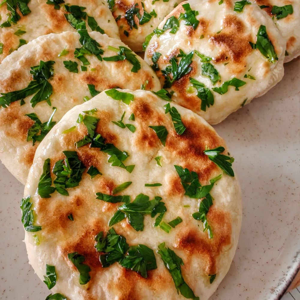 Plain Naan (4 pcs) – image 4