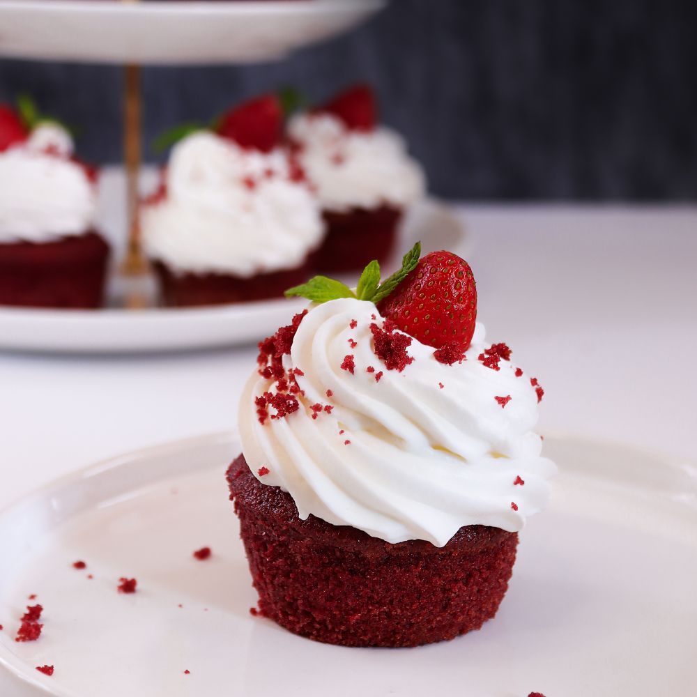 Red Velvet Cupcakes (4 pcs)